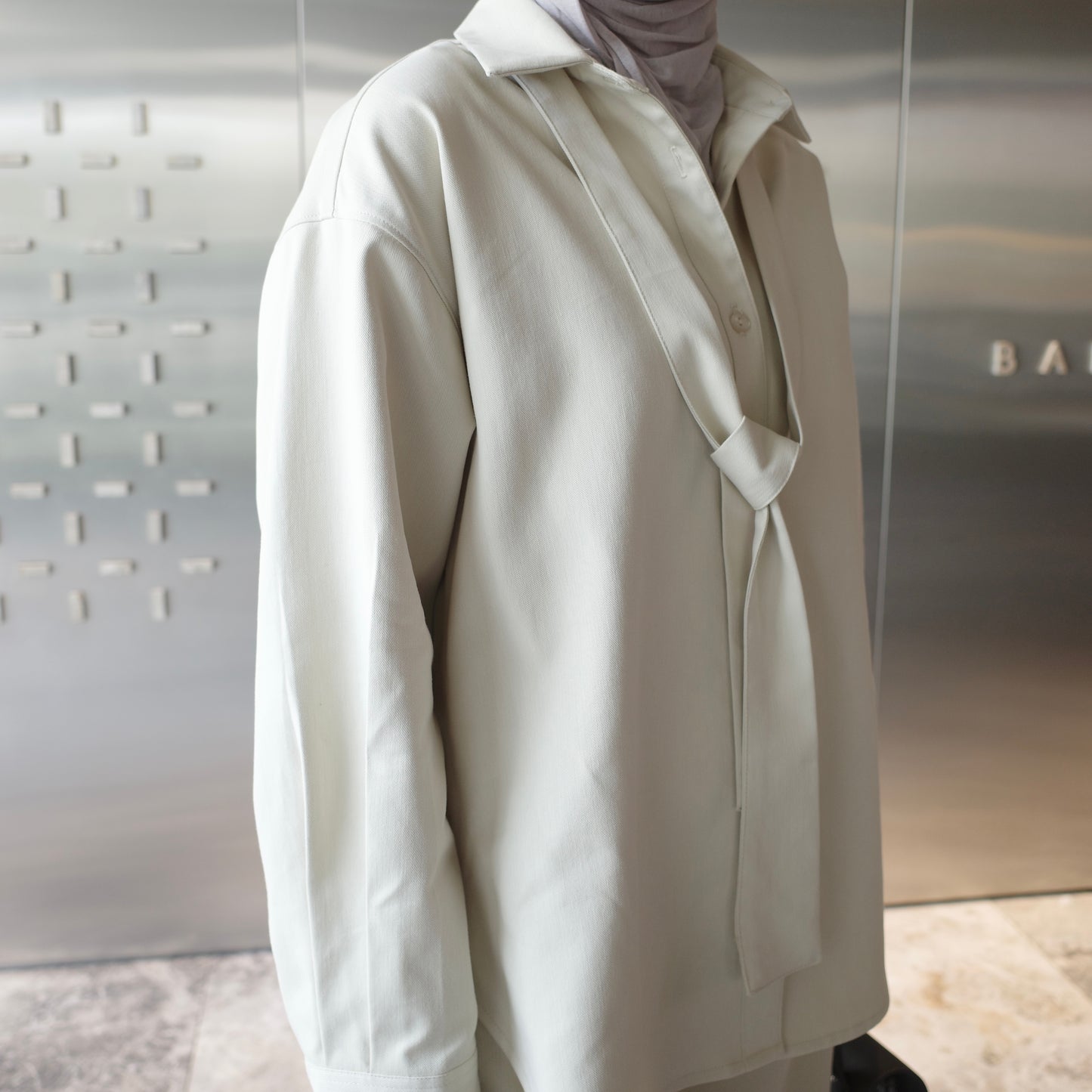 Tie-Neck Set