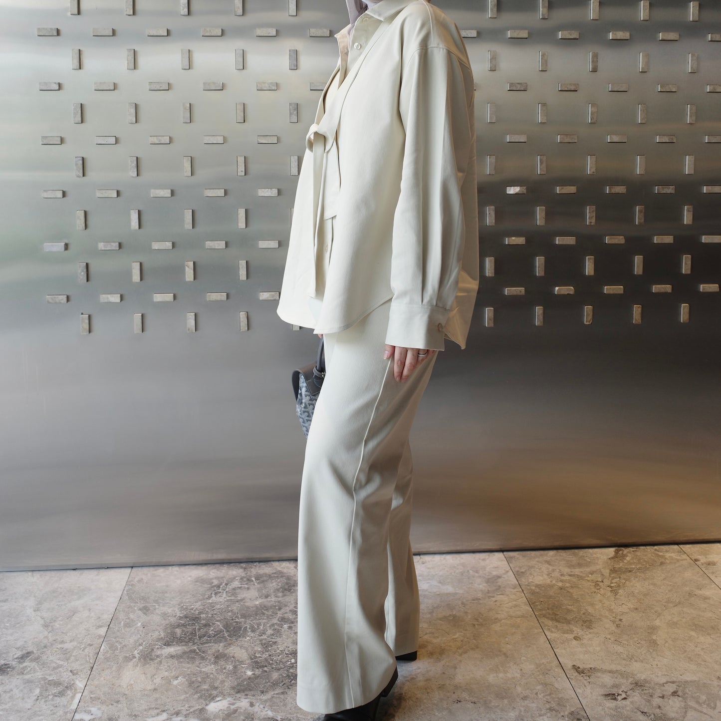 Tie-Neck Set